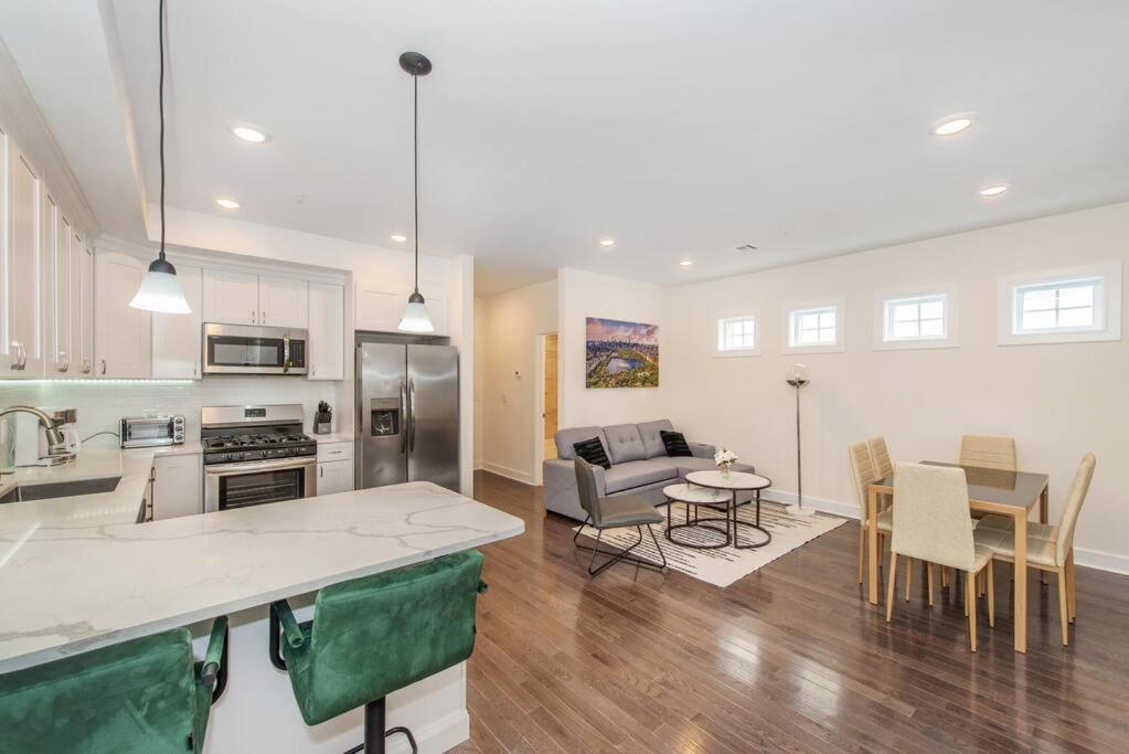 Stylish Chic Condo Nyc At Fingertips North Bergen Ngoại thất bức ảnh